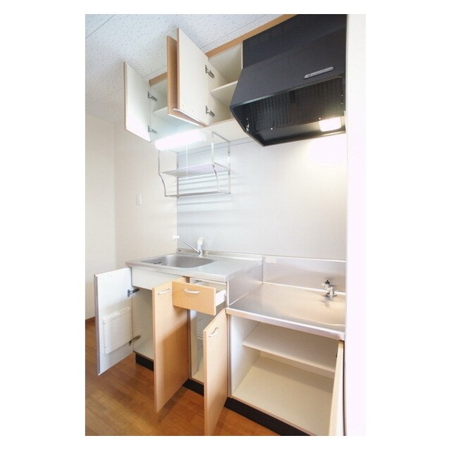 調理器具を効率良く収納出来ます サンルーカス