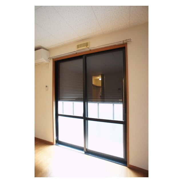 シャッター完備 サンルーカス