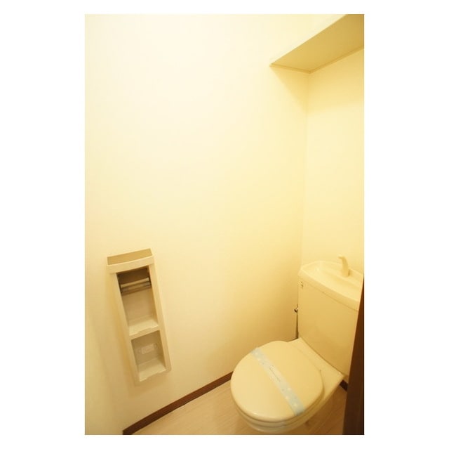 気遣いの感じられる棚やホルダー サンクレスト