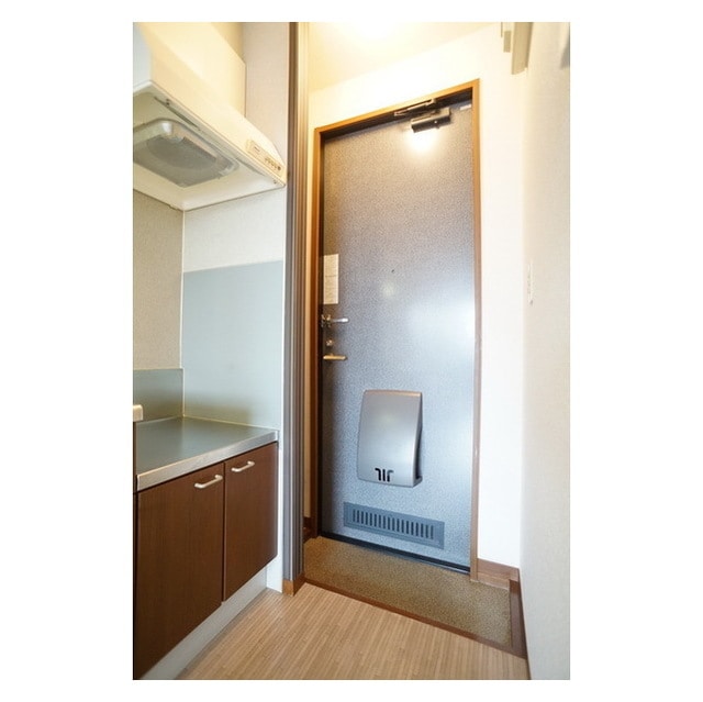 シューズボックス完備の玄関スペ サンクレスト