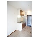 冷蔵庫などをおけます サンクレスト