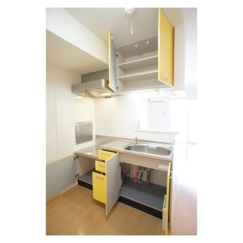 食器や調理器具を効率良く収納 ヘクセンハウス堀町