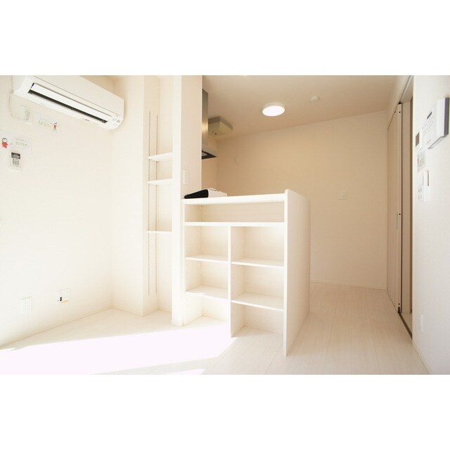 棚完備でお部屋も片付きそうです Royal　Park　HIMEKO　I