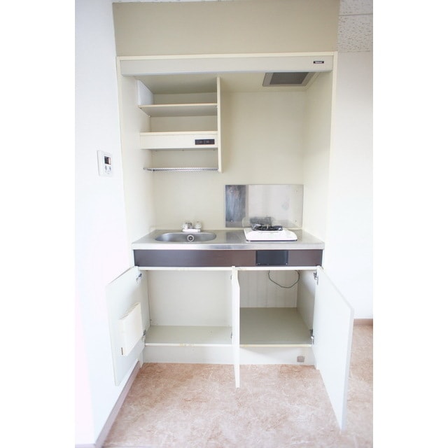 食器や調理器具を効率良く収納出 アビックＭ１