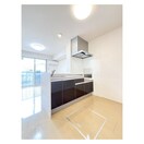 リビングを見渡せる対面式キッチ リッツハウスＥ－ＡＫＡＴＳＵＫＡ