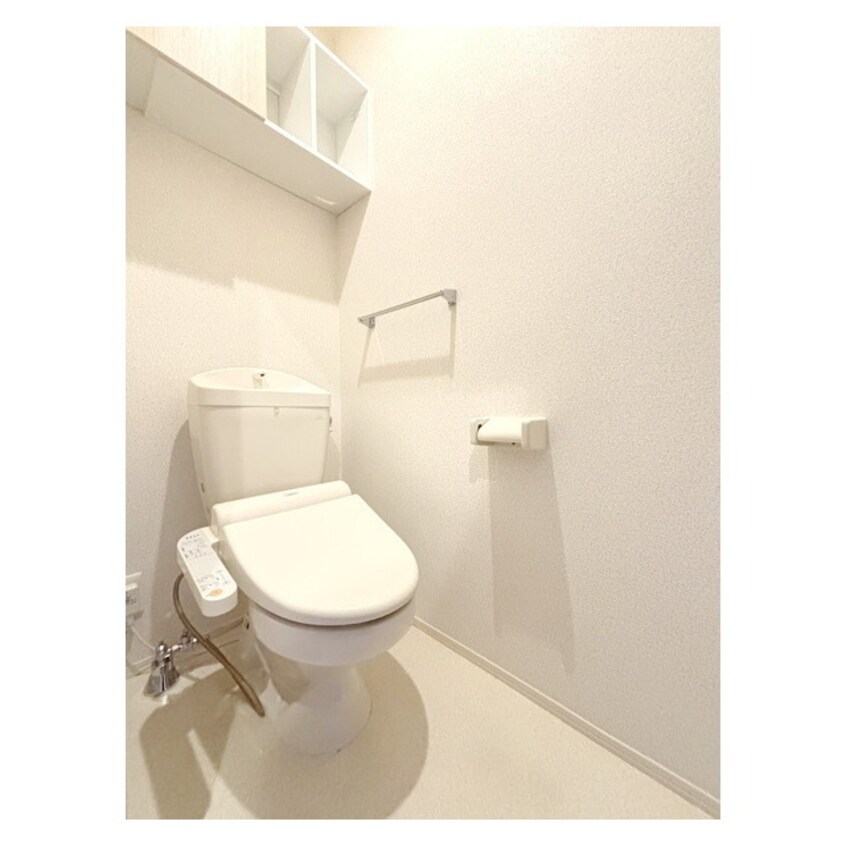 タオルホルダーや便利な上部収納 リッツハウスＥ－ＡＫＡＴＳＵＫＡ