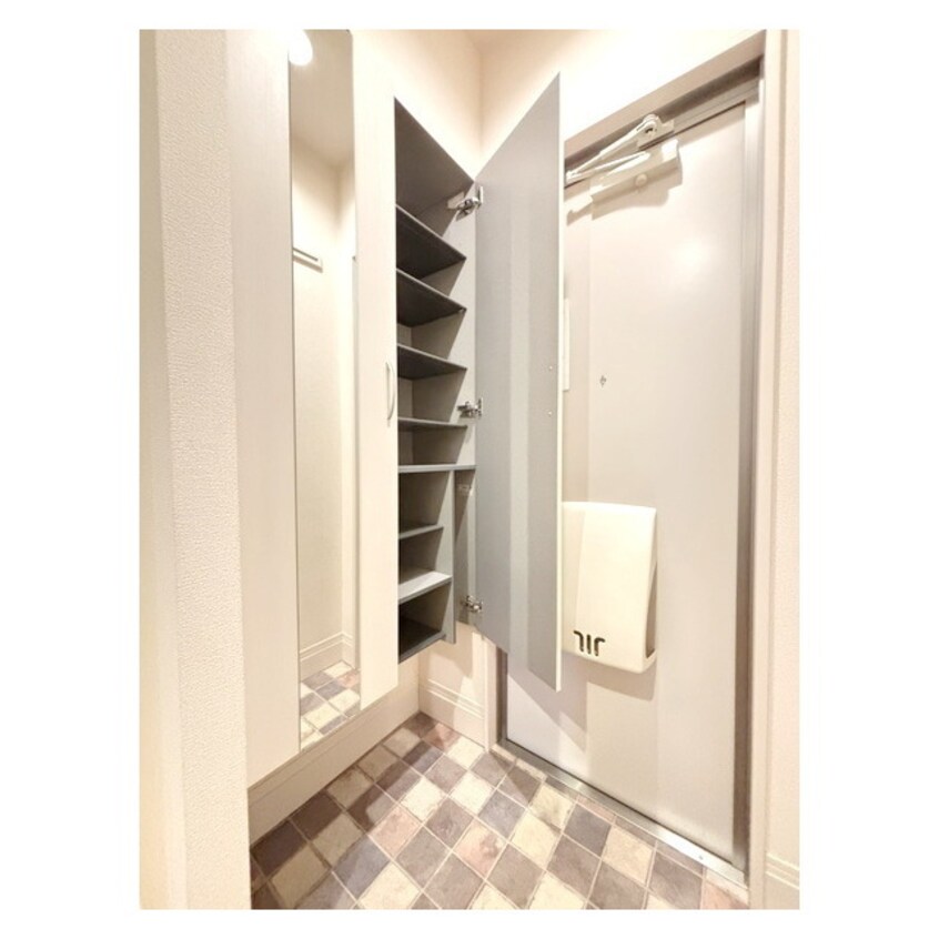 シューズボックス完備 リッツハウスＥ－ＡＫＡＴＳＵＫＡ