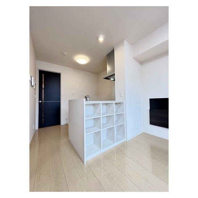 カウンター下は便利な収納スペー リッツハウスＥ－ＡＫＡＴＳＵＫＡ