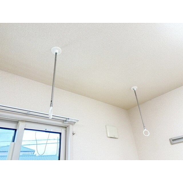 便利な室内物干し リッツハウスＥ－ＡＫＡＴＳＵＫＡ