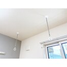 便利な室内物干し リッツハウスＥ－ＡＫＡＴＳＵＫＡ