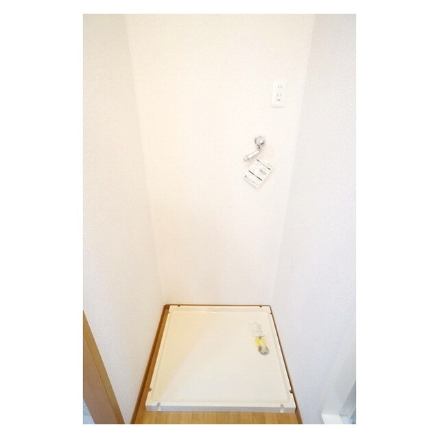 防水板付きの洗濯機置場となりま メルべーユ文京Ａ棟