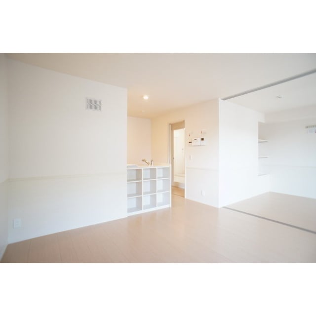 落ち着いた雰囲気の室内 カーサＲ・Ｔ　Ａ