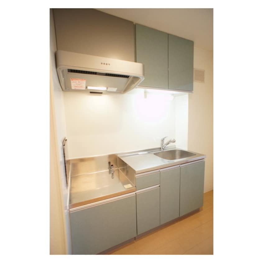 奥行きがあり機能的なセット ロンド