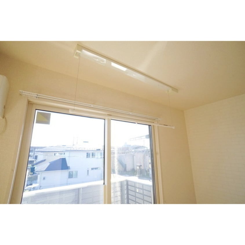 室内物干しで雨の日も安心です リヴェール見和