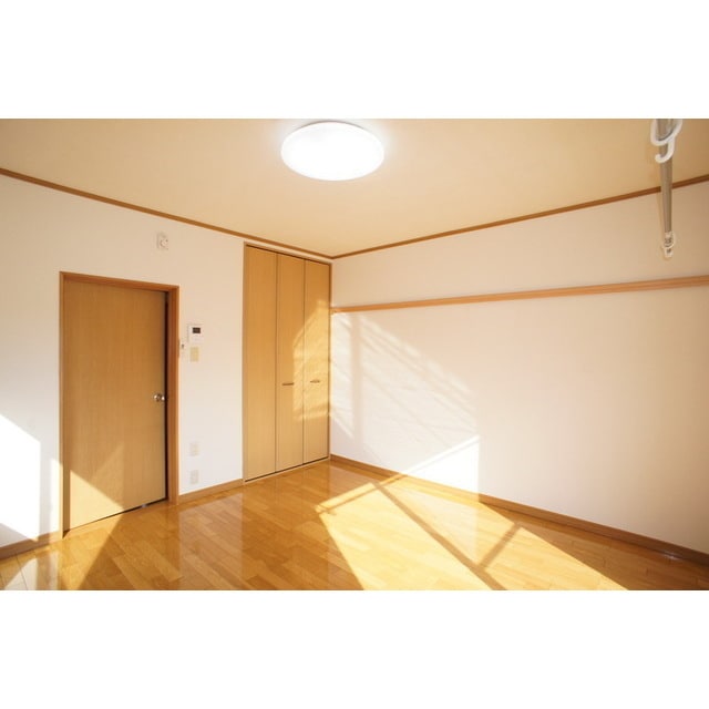 毎日を優しく過ごせる室内 栄興ハイツＢ棟