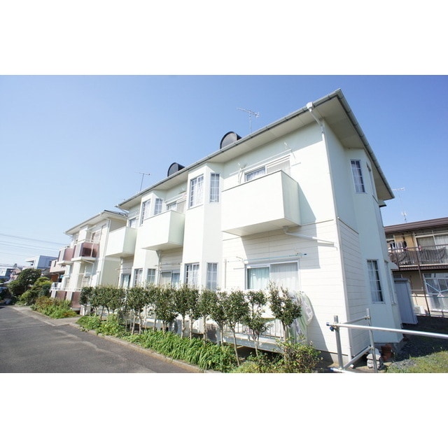 手前がＡ棟、奥がB棟 栄興ハイツＢ棟