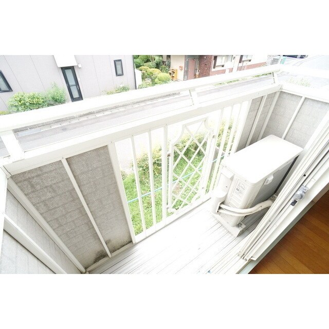 お洗濯やお布団干しに重宝します 二木ハイツ