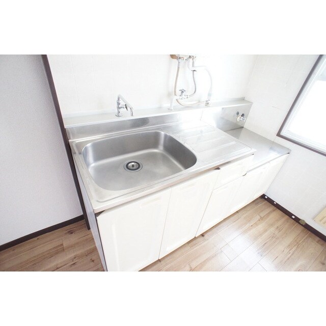 無駄の無い機能的なキッチンスペ 二木ハイツ