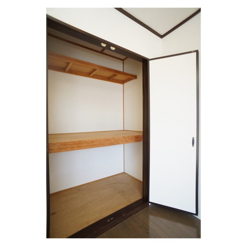 大物から小物までしっかり収納で ＫコーポＣ棟