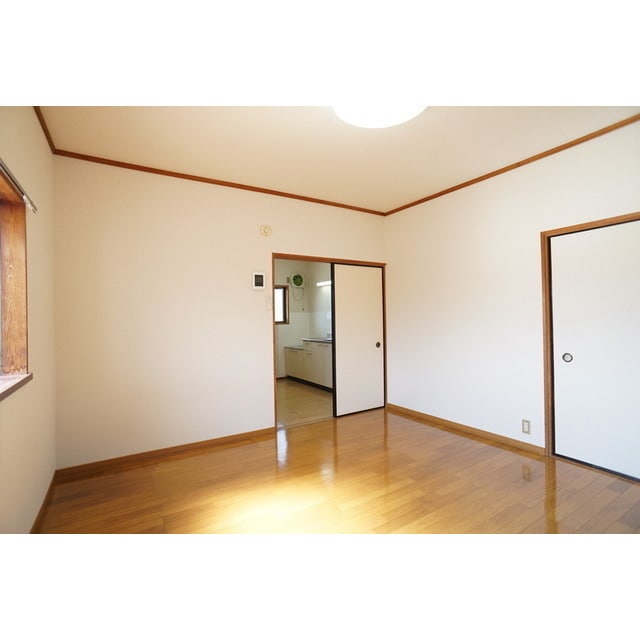 家具の配置をイメージしやすい空 スズキハイツＡ棟