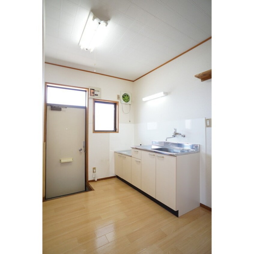 キッチンスペースの広さも魅力 スズキハイツＡ棟