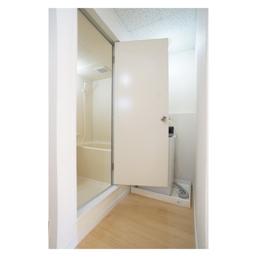 脱衣スペースとしても使える洗濯 ツインズ２４