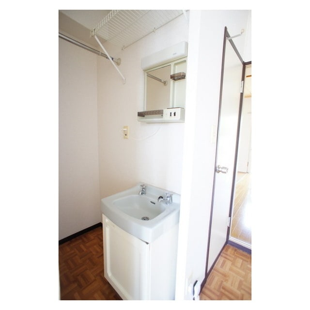 コンパクトながらきちんと配置 梅原コーポ