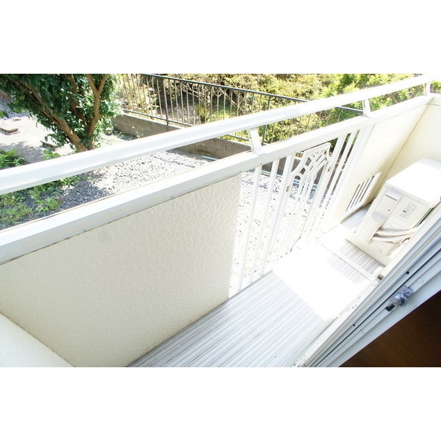 お布団もシッカリ干せるサイズ 梅原コーポ