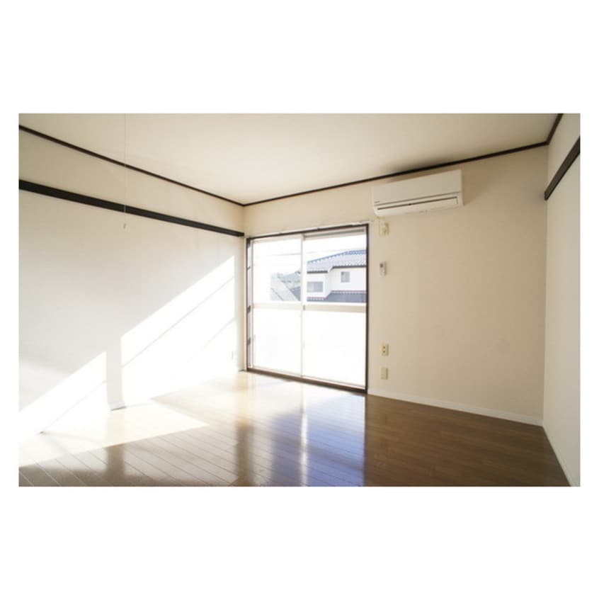 家具類を配置をイメージしやすい メゾンド鶴