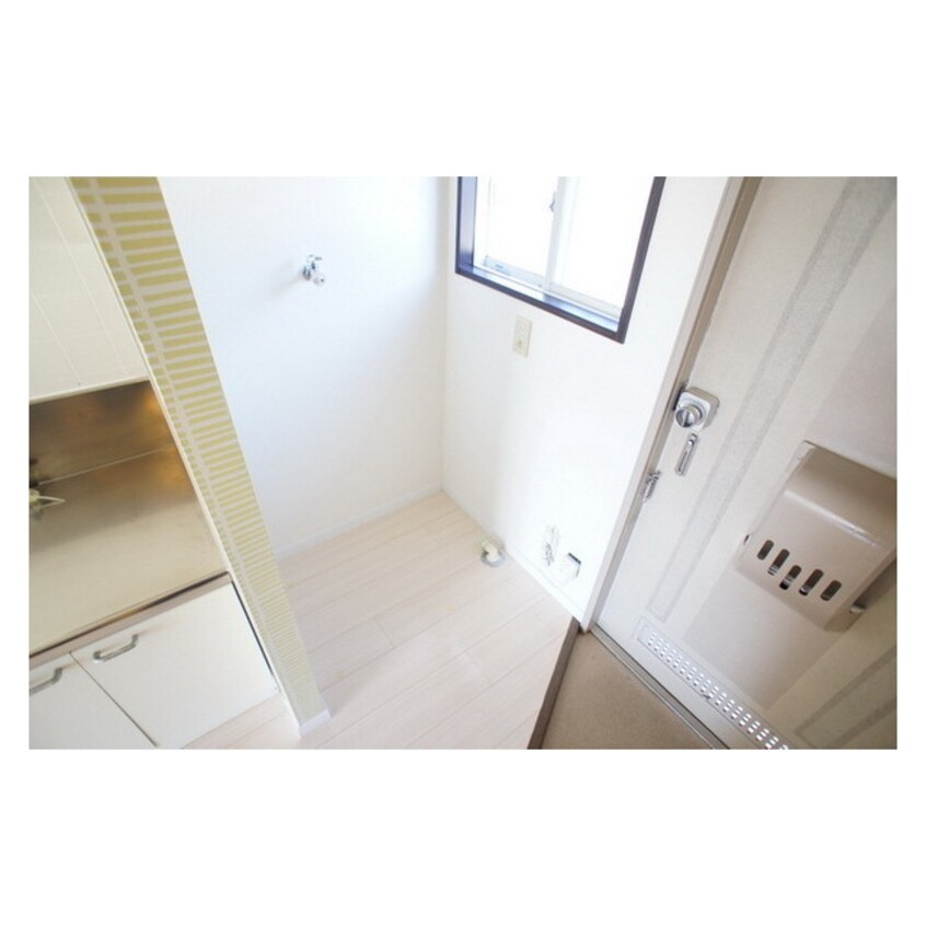 洗濯機置き場 メゾンド鶴