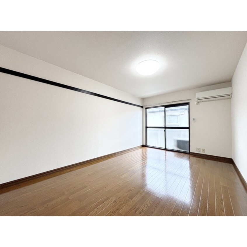 家具類の配置をイメージしやすい ルミエールＡ棟