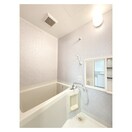 便利な洗面鏡や収納棚付き☆ ルミエールＡ棟