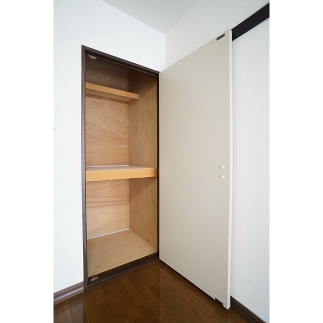 使いやすい収納スペース ルミエールＡ棟