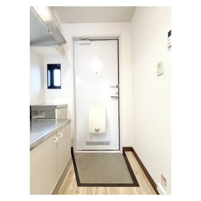 玄関ポスト付き ルミエールＡ棟