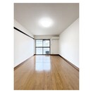 広々８帖のお部屋です☆ ルミエールＡ棟