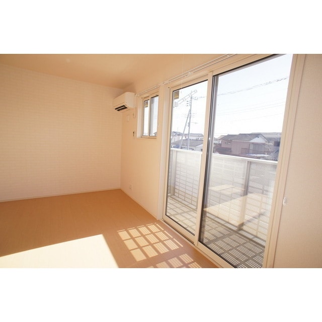 お洗濯物もしっかり干せるバルコ アクアパーム　Ｅ