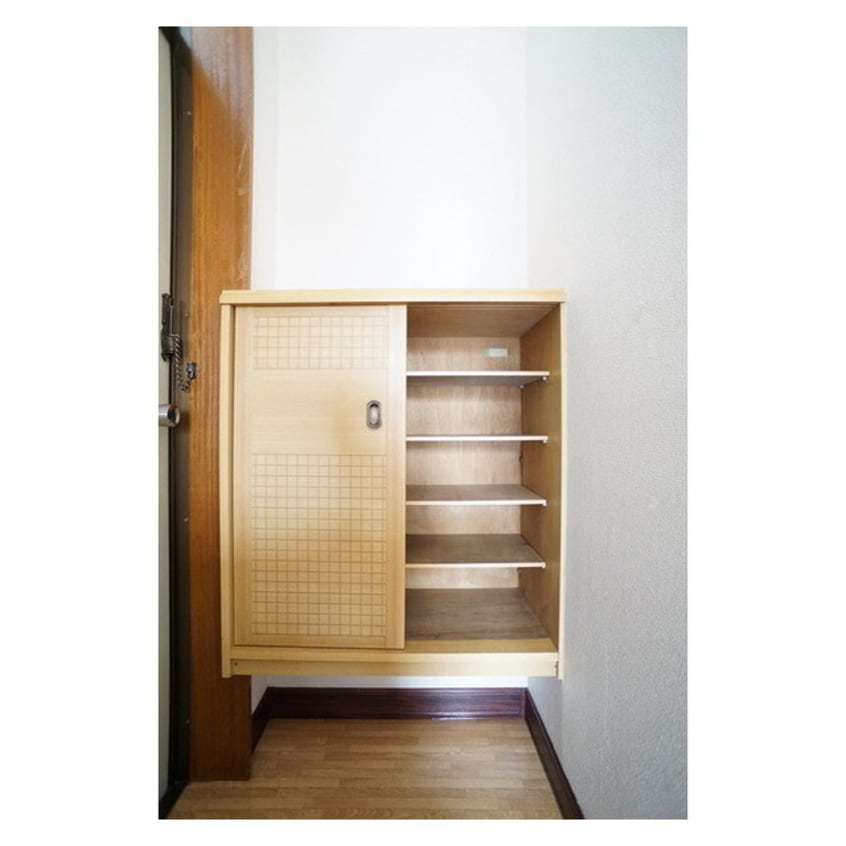 シューズボクスもしっかりござい 沢建コーポ
