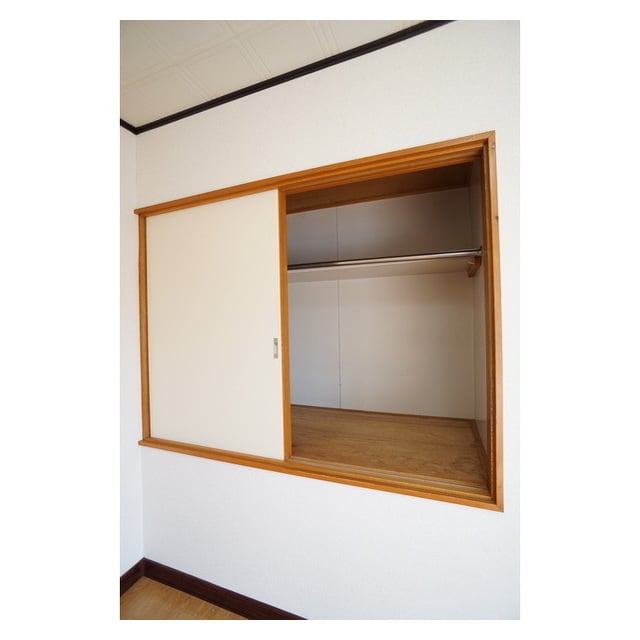 奥行きのある収納 沢建コーポ