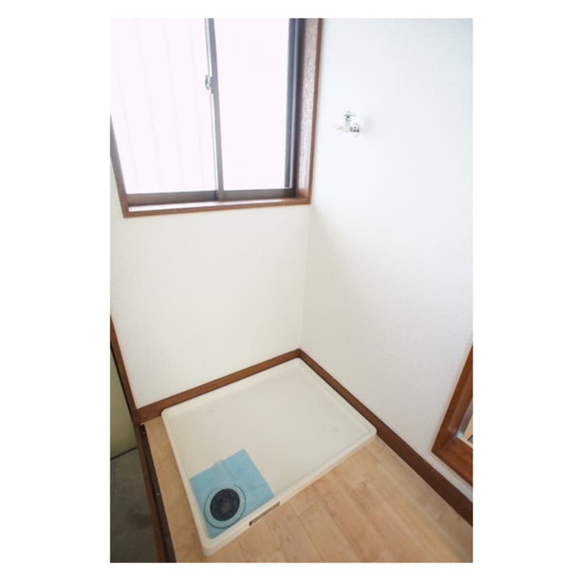 防水板付きの洗濯機置き場 あけぼのコーポＣ棟