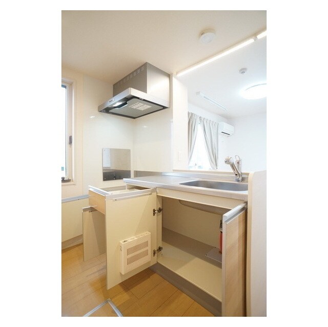 食器や調理器具を効率良く収納出 ダイシエル