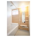 シャンプー棚や鏡完備 カーサＲ・Ｔ　Ｂ