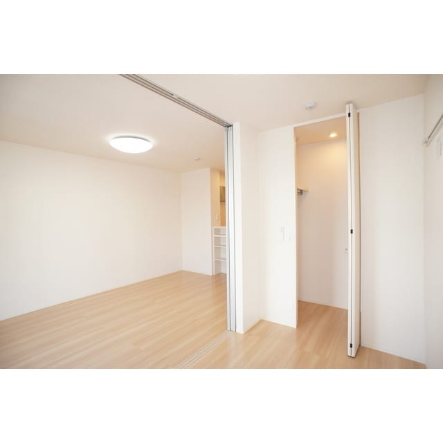 大物から小物までしっかり収納出 プラムマハール