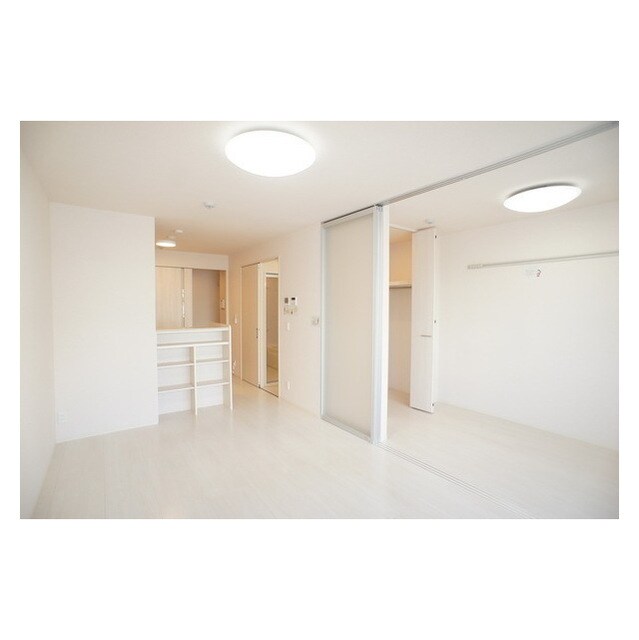 日当たりいい室内 プラムマハール