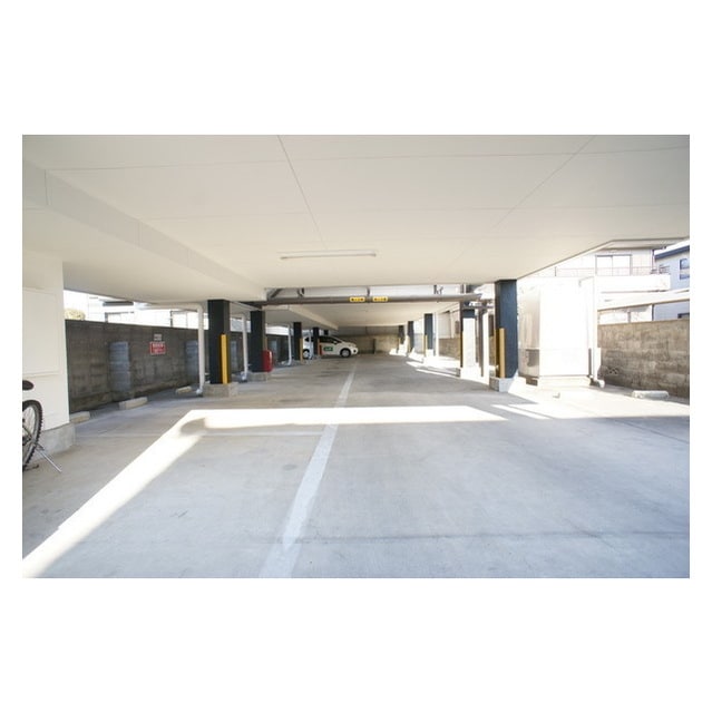  ニューサンハウス