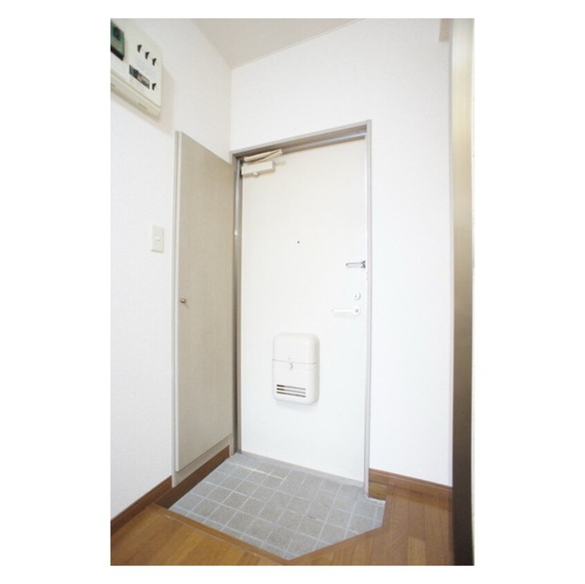 シューズボックスがあるので玄関 ボヌール　アイ