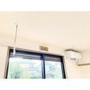 室内物干し付きで雨の日も快適お 袴塚ベータ