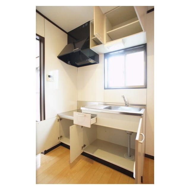 調理器具もしっかり収納 Wisteria （ｳｨｽﾃﾘｱ）