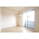 高い天井の室内で随所に気遣いを メゾンもみじの郷