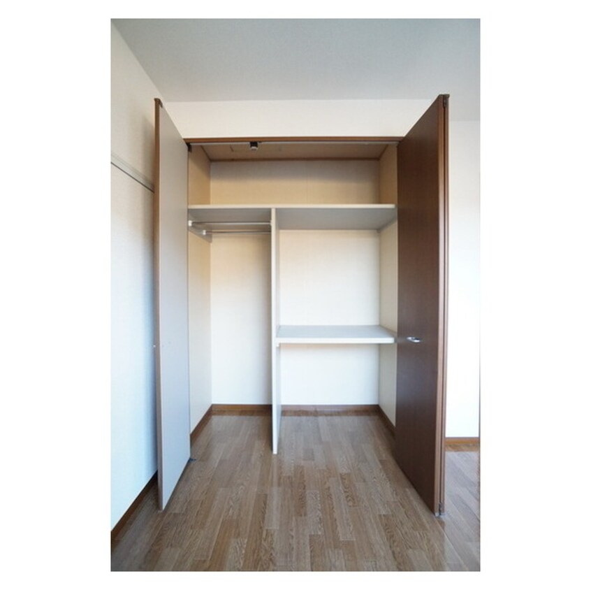 大物から小物までしっかり収納 コーポミレット