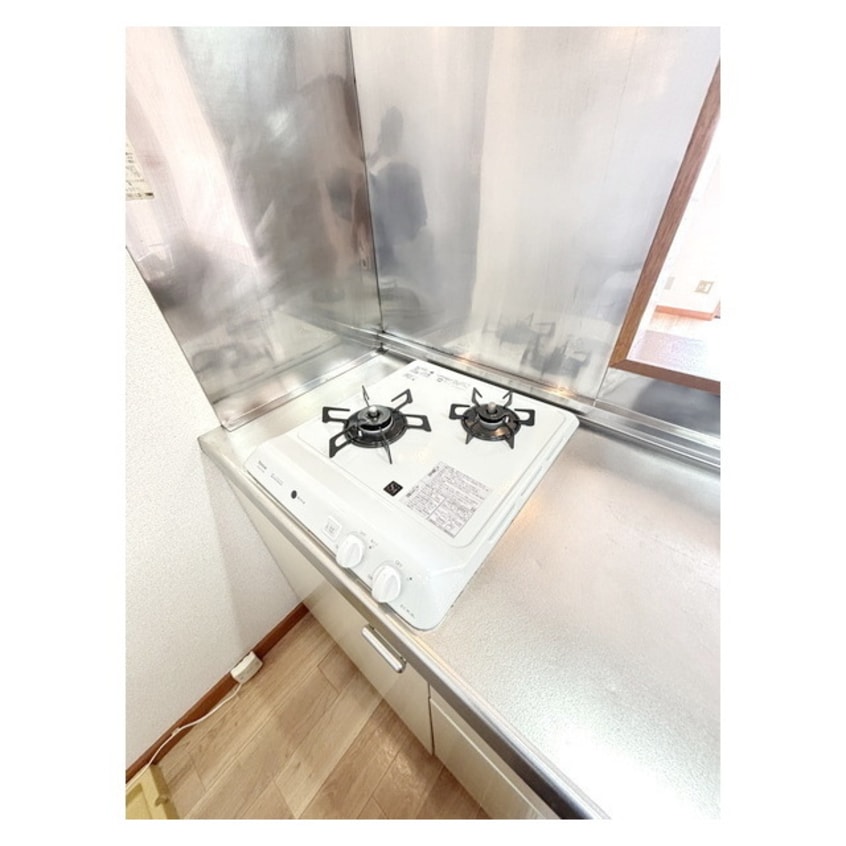 ２口ガスコンロ付き☆ コーポ金沢Ｂ棟
